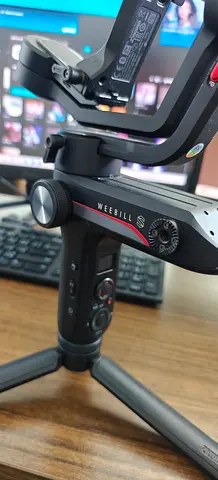 Zhiyun weebil S with box