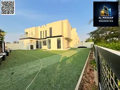 Corner villa, 6200 sq ft, price includes electricity, water, and air conditioning, ready for immedia