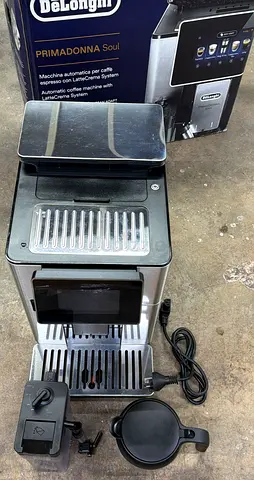 DeLonghi brewing machine