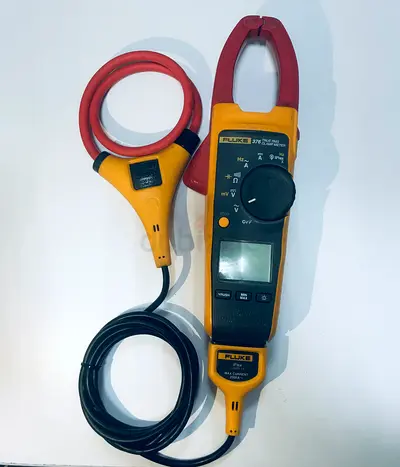 Fluke 376 True RMS Digital Clamp Meter