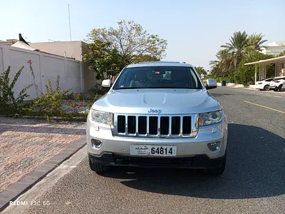 2011 JEEP GRAND CHEROKEE 照片 2