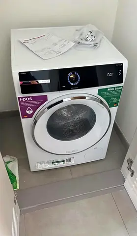 Bosch series 8 BRAND NEW washing machine