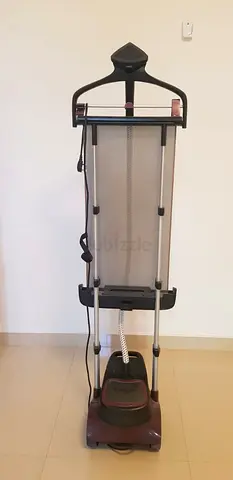 Reliable Garment Steamer for Effortless Clothing Care