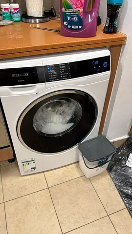 Siemens iSensoric Multi Touch Intelligent Dosing System 9kg Washing Machine