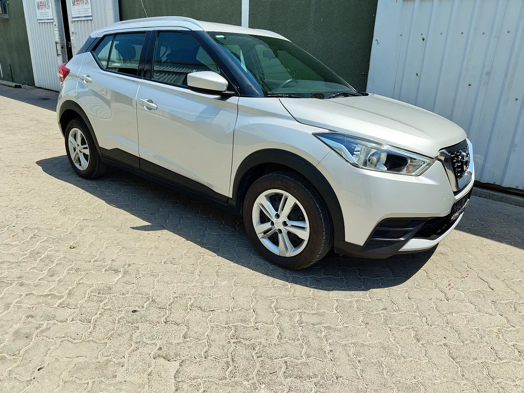 Nissan Kicks 2020 — photo 1 of 8
