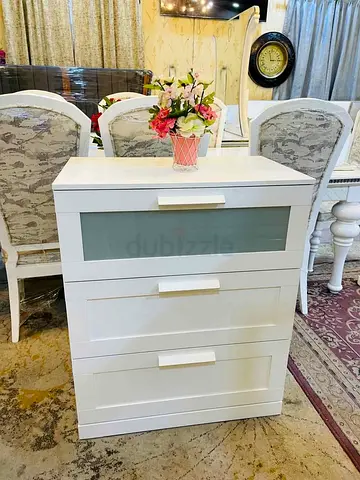 Modern White Chest of Drawers