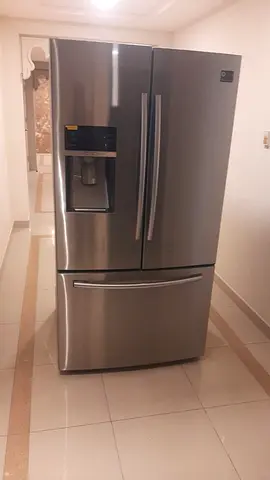 Samsung french door side by side refrigerator for sale in excellent condition