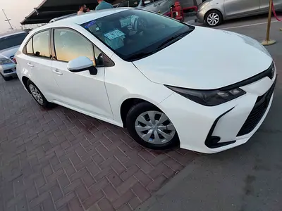 2022 Toyota COROLLA photo 2