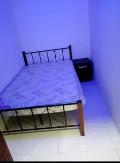 FULL CLOSED PARTITION ROOM AVAILABLE