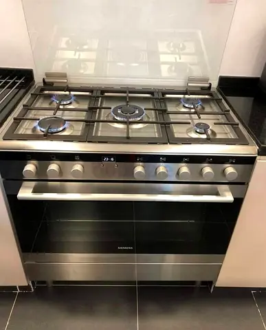 Siemens full gas cooker  90×60cm  good working