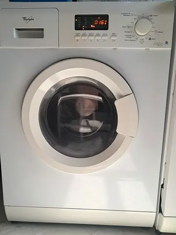 Washing machine whirlpool