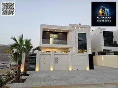 Luxury villa with a land area of ​​4100 sq ft, 5 master bedrooms, large garden, excellent locati