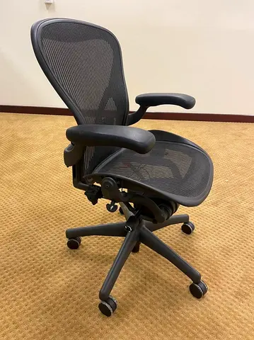 Herman Miller Aeron Chair Fully Adjustable Perfect Condition