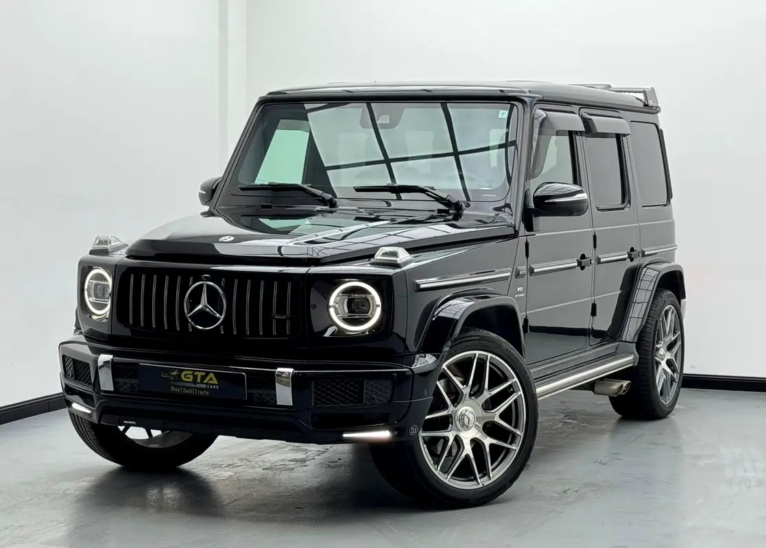 Mercedes-Benz G-Class 2019 — photo 1 of 17