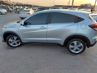 صورة 12 لـ 2022 Honda HR-V