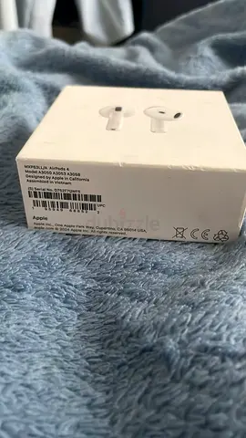 Brand new Apple airpods 4