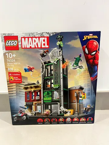 LEGO Marvel Spider-Man vs. Oscorp - 76324