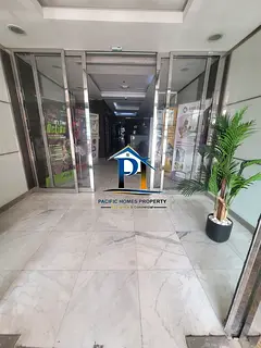 CHILLER FREE FULLY COMMERCIAL 1254 SQFT OFFICE AT PRIME LOCATION AND PRIME BUILDING JUST IN 130K....