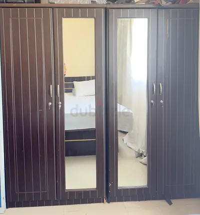 4 door wardrobe with mirror