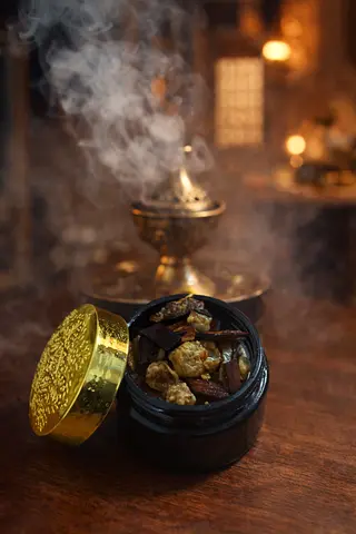 بخور للبان معطر