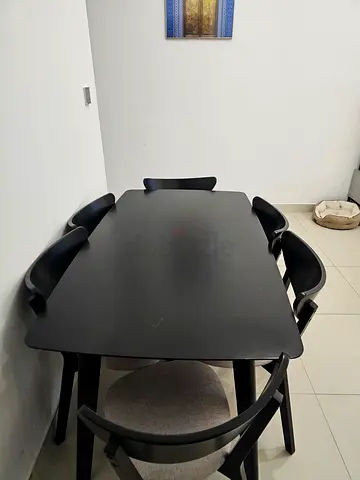 Stylish Black Dining Table Set