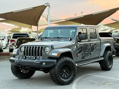 Jeep gladiator sport S fully loaded with amazing condition