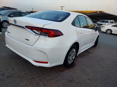 2022 Toyota COROLLA photo 5