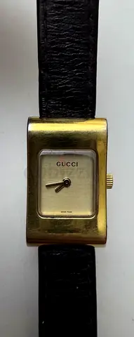 Gucci 2300L Swiss Made Gold Plated