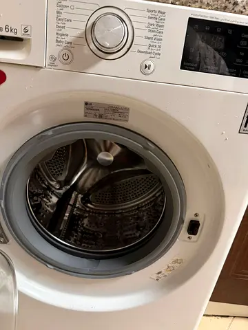 LG washing machine 6 KG