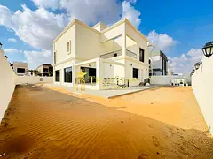 BRIGHT 5BR MAIDS PRIVATE GARDEN INDEPENDENT VILLA