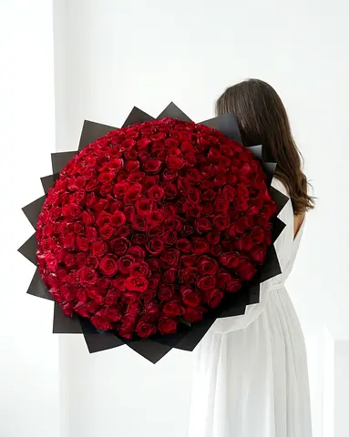 300 Royal Red Roses Bouquet Luxury Valentine’s Day Flowers