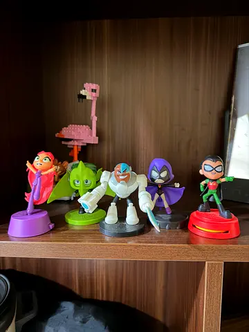 Teen Titans Complete figures