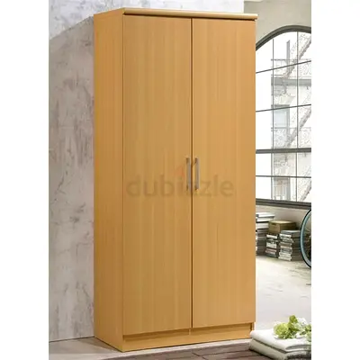 Stylish and Spacious Wardrobe with Contemporary Design