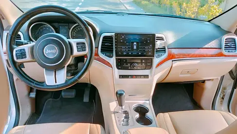 2011 JEEP GRAND CHEROKEE 照片 5