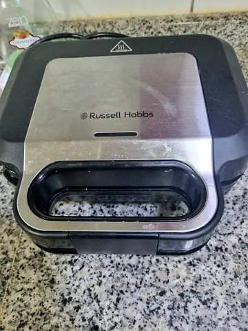 Russell Hobbs Sandwich Maker in Excellent Condition