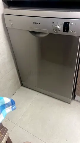 BOSCH  BRANDED dishwasher