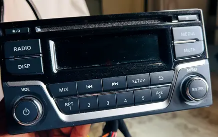 Original Nissan OEM Stereo Head Unit (Visteon)