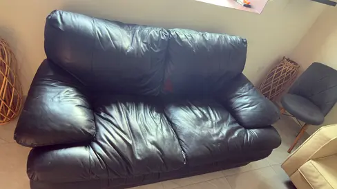 Comfortable 2 Seater Black Leather Sofa