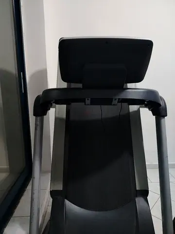 Running machine