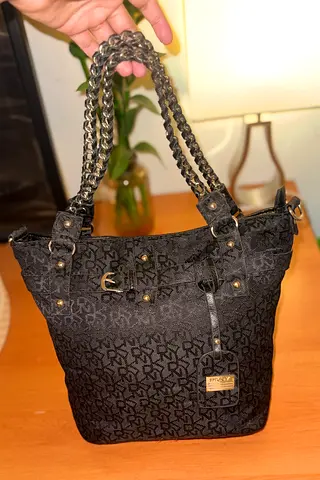 DKNY - Vintage Bucket Tote