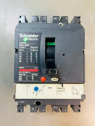 SCHNIEDER – MCCB Circuit Breaker