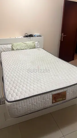 Home box | Single Mattress for Sale | less then 2 years