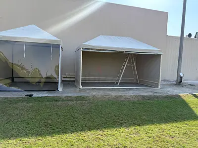 Almukhlis tents