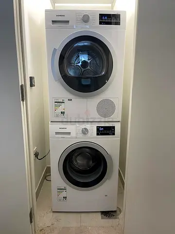Siemens iQ500 Separate Washer 9 kg Dryer 9 kg