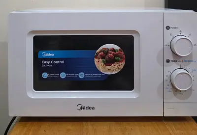 Midea Microwave Oven excellent condition
