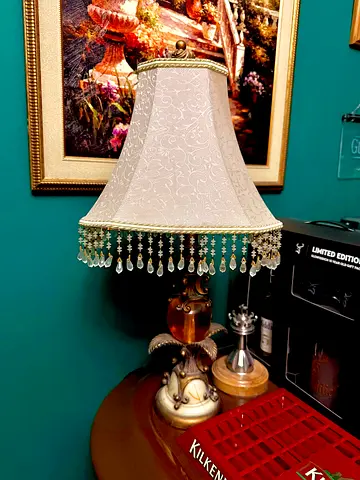 Elegant Vintage Table Lamp