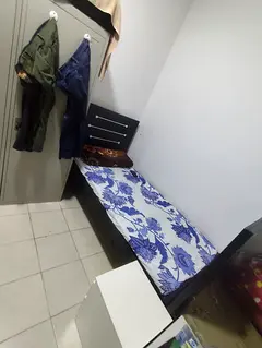 Single bedspace available in discovery garden