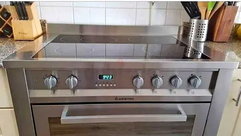Modern Ariston electric ceramic cooking range 90/60 size Oven with Built-in Cooktop best option