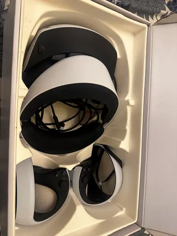 PlayStation VR Headset with Controllers