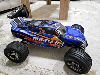 Traxxas rustler VXL 3S